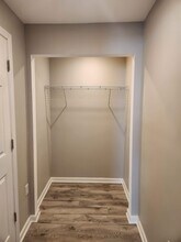 4717 Fox Ave in Niagara Falls, NY - Building Photo - Building Photo