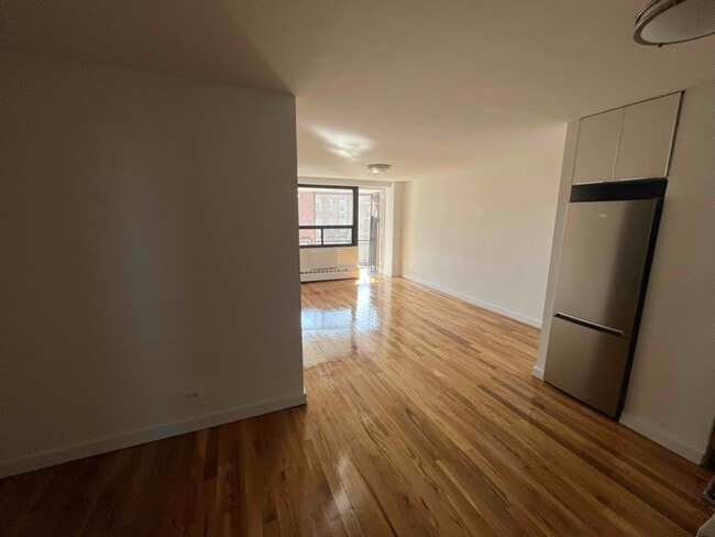 62-60-62-99 99th St in Queens, NY - Building Photo - Building Photo