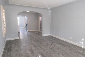 61 Savona Walk in Long Beach, CA - Building Photo - Building Photo