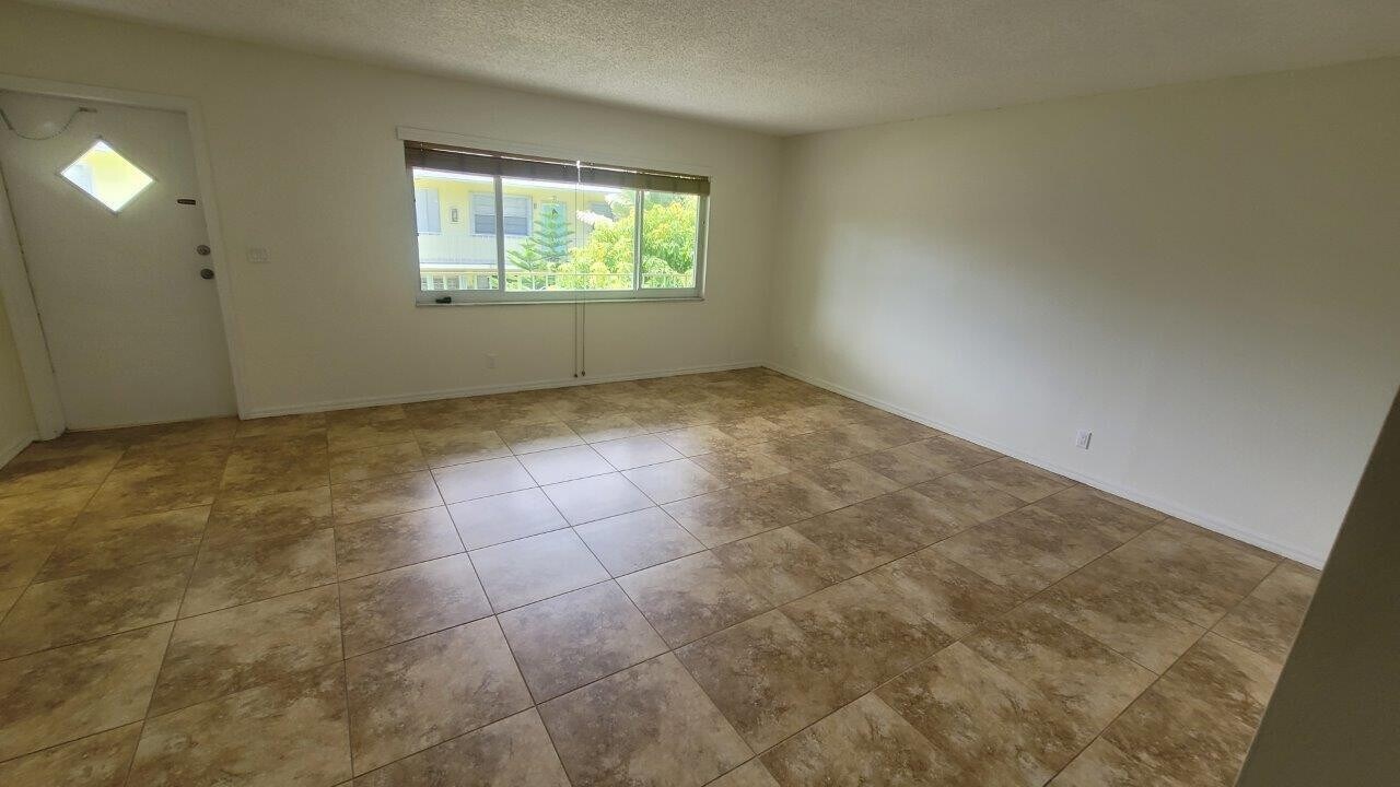 222 N Federal Hwy in Lake Worth Beach, FL - Building Photo