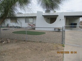 1731 Agate Cir in Bullhead City, AZ - Building Photo