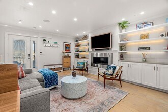 530 E Broadway in Boston, MA - Building Photo - Building Photo