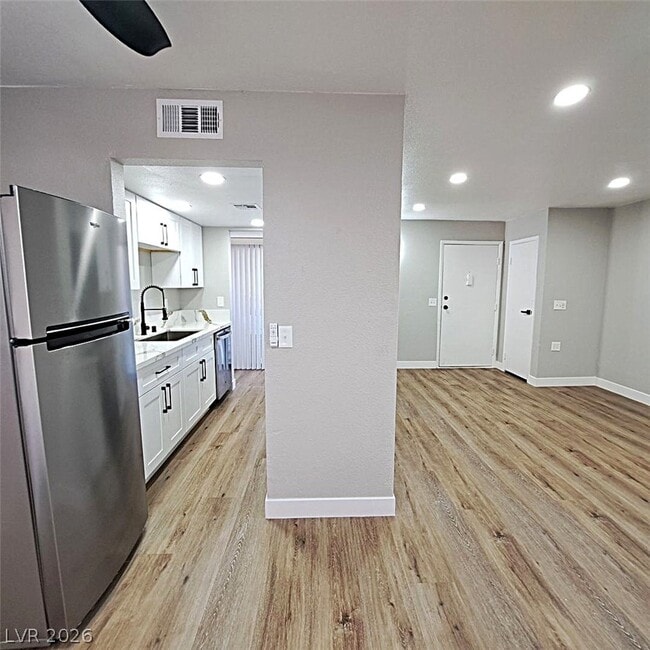 property at 5376 Retablo Ave