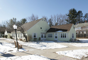 Maple Court Apartments