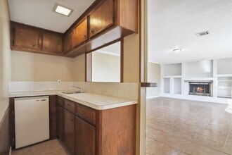 1003 Suwanee Ln in Houston, TX - Building Photo - Building Photo
