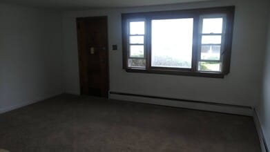 623 E Northampton St in Wilkes-Barre, PA - Foto de edificio - Building Photo