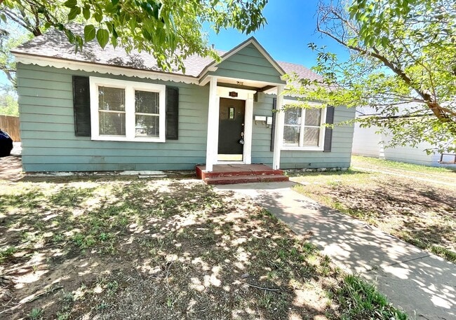 property at 2305 27th St