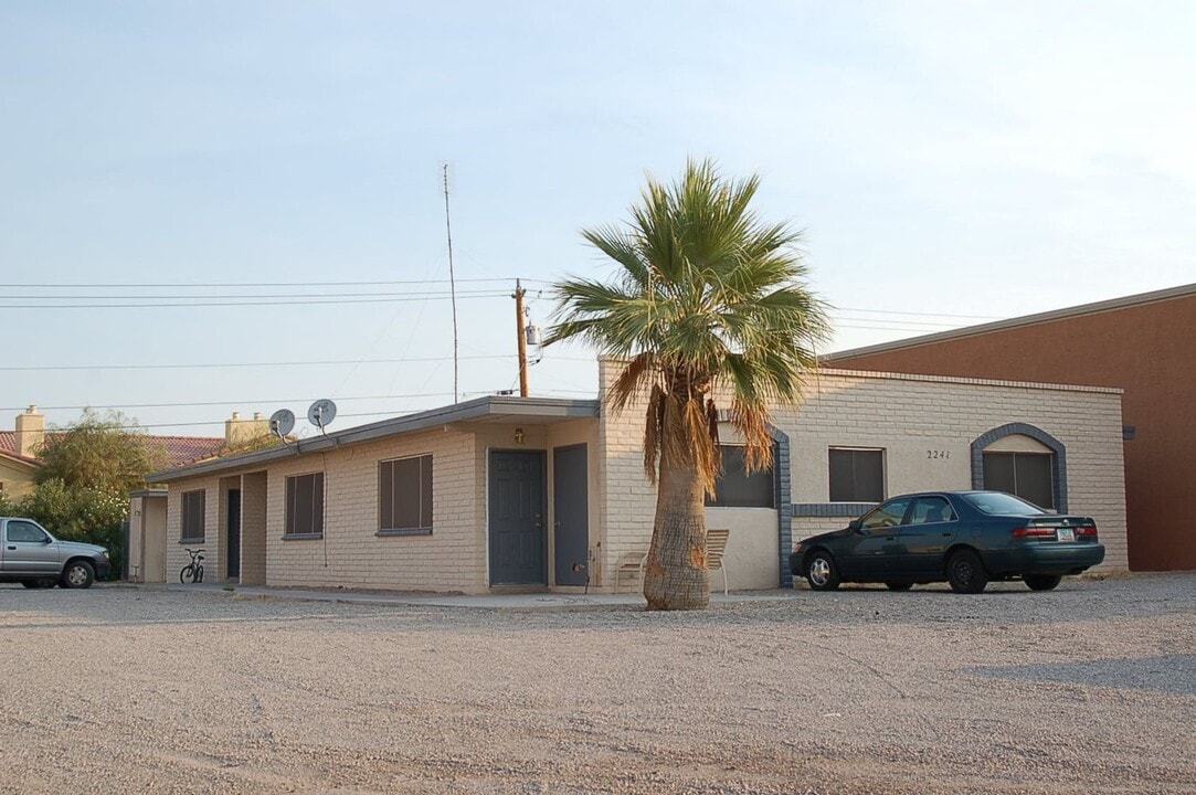 2241 Sandwood Dr in Lake Havasu City, AZ - Building Photo