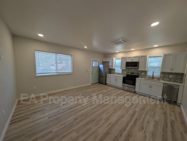 816 13th St NW in Albuquerque, NM - Building Photo - Building Photo