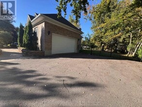 1241 Villeroy Crescent in Ottawa, ON - Building Photo - Building Photo