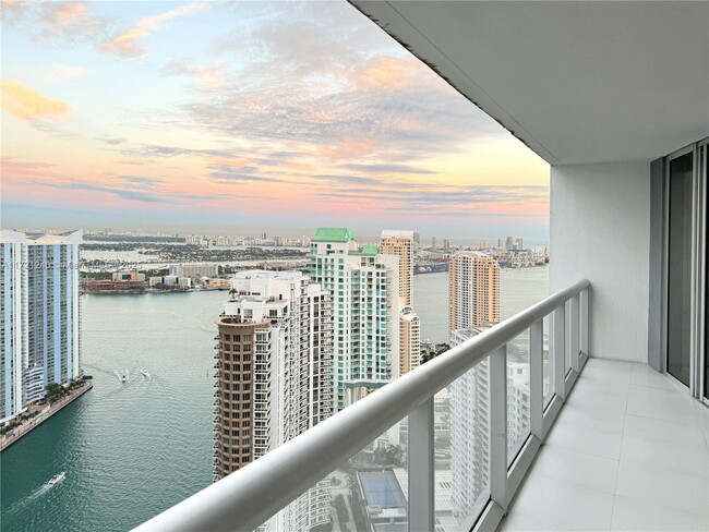 495 Brickell Ave