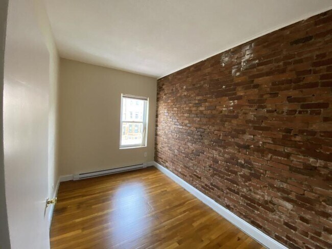 890 Huntington Ave in Boston, MA - Building Photo - Building Photo