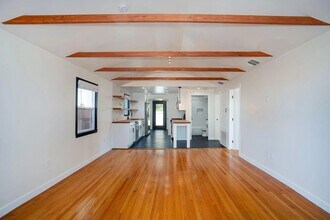 2956 Finch St in Los Angeles, CA - Building Photo - Building Photo