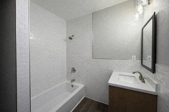 8226 Harding St in Houston, TX - Building Photo - Building Photo