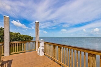 98442 Windward Ave in Key Largo, FL - Building Photo - Building Photo