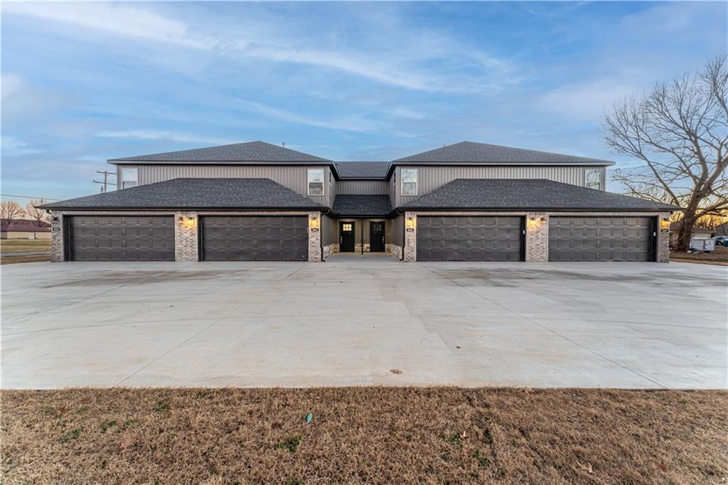 503 W Arkansas St in Gentry, AR - Building Photo