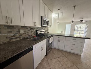 104 Gardens Dr in Pompano Beach, FL - Building Photo - Building Photo