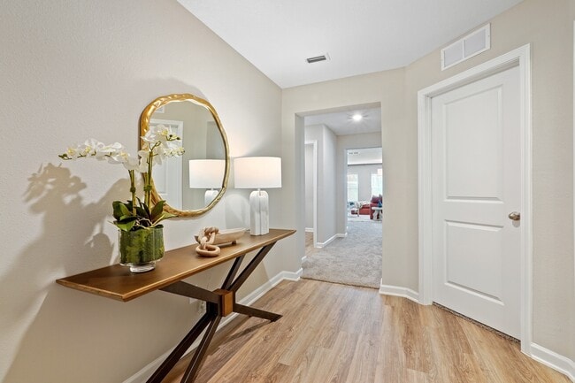North Pointe Residences in Jacksonville, FL - Building Photo - Building Photo