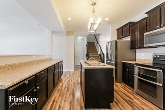 770 Carolina Way in Avon, IN - Building Photo - Building Photo