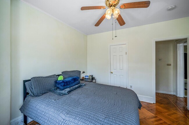 4 Lincoln Pl in Weehawken, NJ - Building Photo - Building Photo