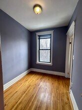 2442 N California Ave, Unit 2 in Chicago, IL - Building Photo - Building Photo