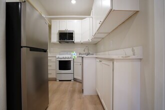 10 Beals St in Brookline, MA - Building Photo - Building Photo