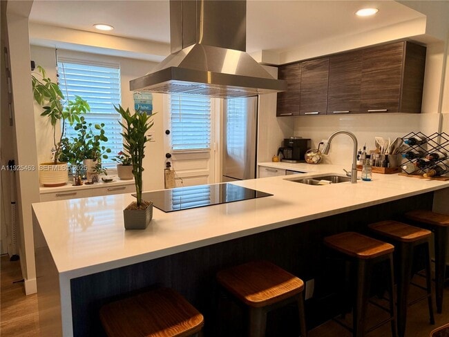 property at 505 E Dania Beach Blvd