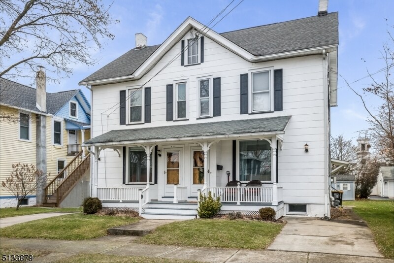 627 Washington St in Hackettstown, NJ - Building Photo