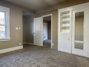 1822 Dearborn St, Unit Unit B in Caldwell, ID - Building Photo - Building Photo