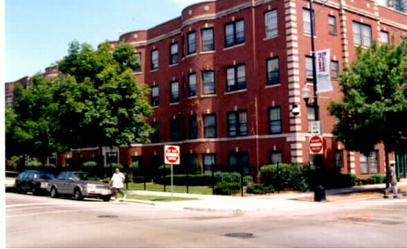 1052-1084 W Thorndale Ave in Chicago, IL - Foto de edificio - Building Photo