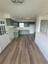 1212 Rebecca Dr in Pasadena, TX - Building Photo - Building Photo