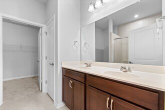 123 Alcovy Ct in Griffin, GA - Building Photo - Building Photo