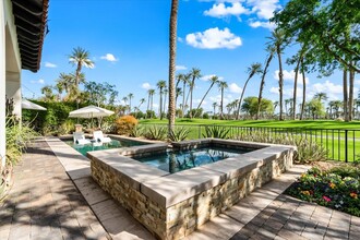 56738 Palms Dr in La Quinta, CA - Foto de edificio - Building Photo