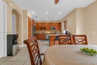 8612 Buckskin Manor in Cooper City, FL - Building Photo - Building Photo