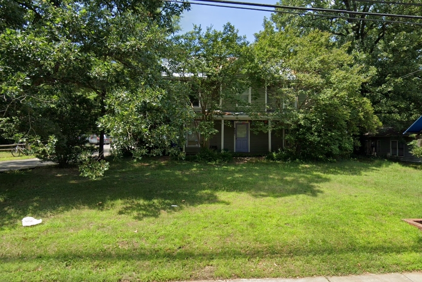 503 N Greensboro St in Carrboro, NC - Building Photo