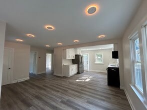 629 Justina St in Hinsdale, IL - Building Photo - Building Photo