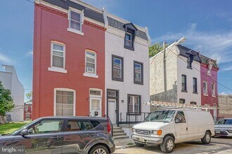 2538 Turner St in Philadelphia, PA - Building Photo - Building Photo