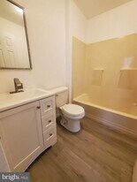 72 Peony St in Pemberton Township, NJ - Building Photo