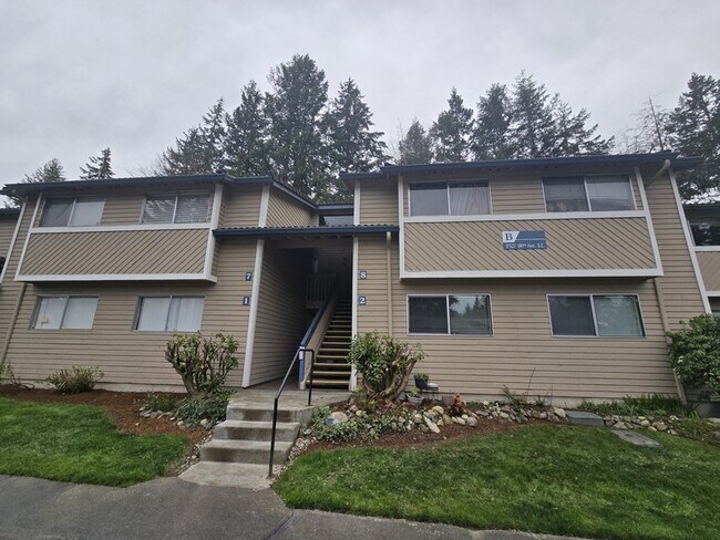 property at 17527 149th Ave SE