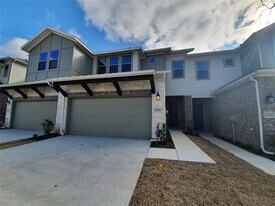 8266 Primrose Wy in Dallas, TX - Building Photo