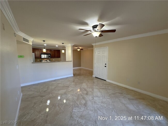 1150 N Buffalo Dr in Las Vegas, NV - Building Photo - Building Photo