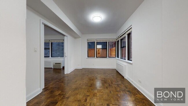 20 Beekman Pl in New York, NY - Building Photo - Building Photo