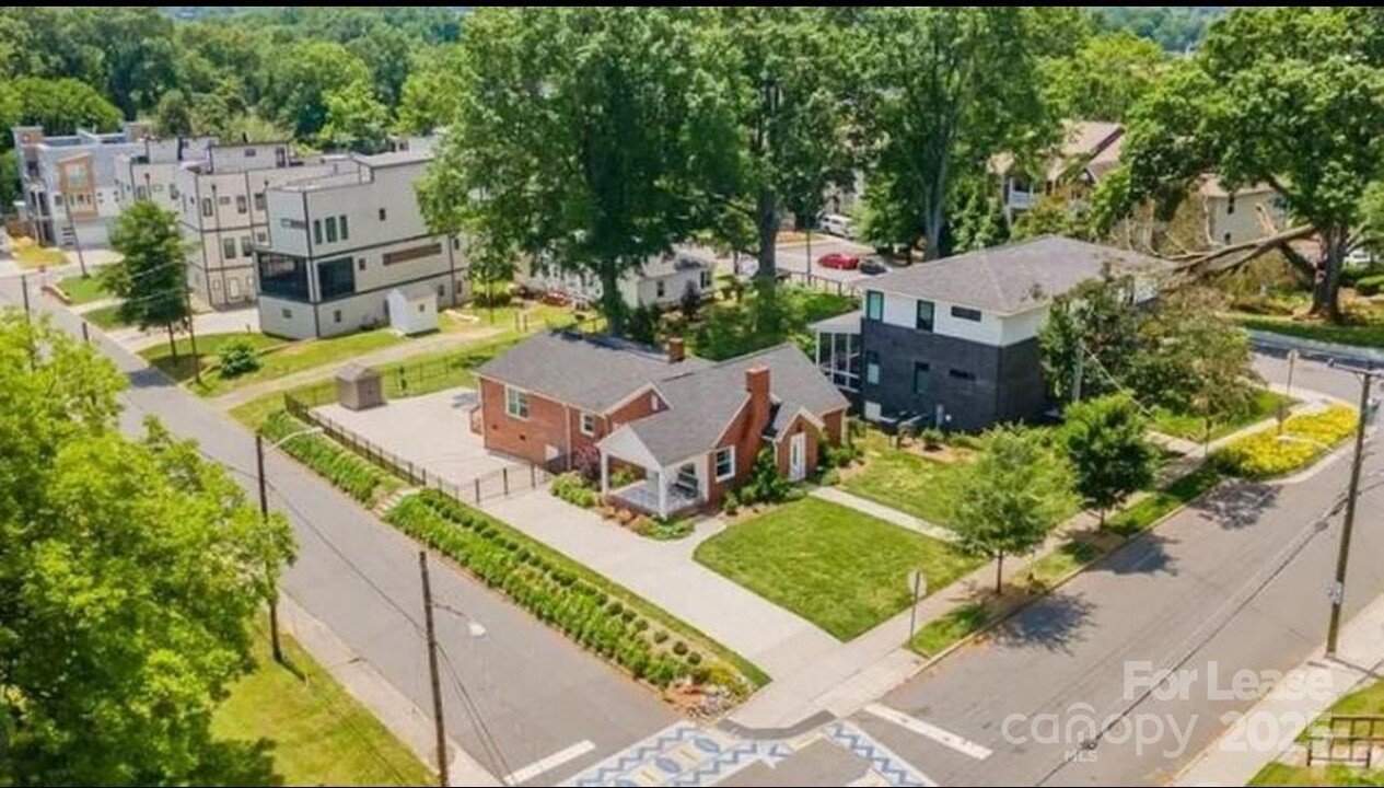 203 State St in Charlotte, NC - Building Photo