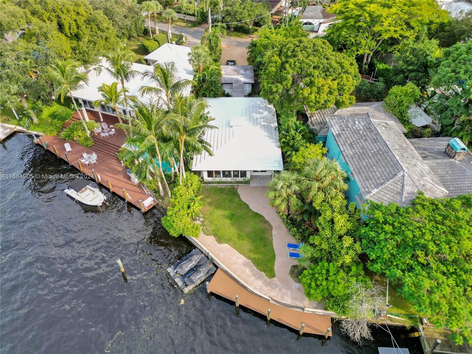 711 Coconut Dr in Fort Lauderdale, FL - Foto de edificio