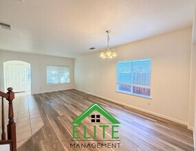 4309 Freitag Way in Elk Grove, CA - Building Photo - Building Photo
