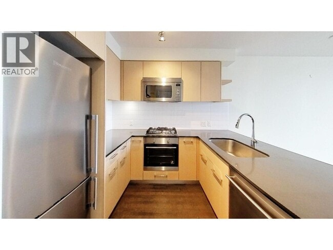 property at 7788 Ackroyd Rd