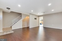 5726 Heritage Crossing Ct in Centreville, VA - Building Photo - Building Photo