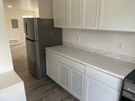 21 Winthrop St in Fitchburg, MA - Building Photo