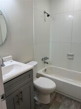 2061 NW 81st Ave in Pembroke Pines, FL - Building Photo - Building Photo