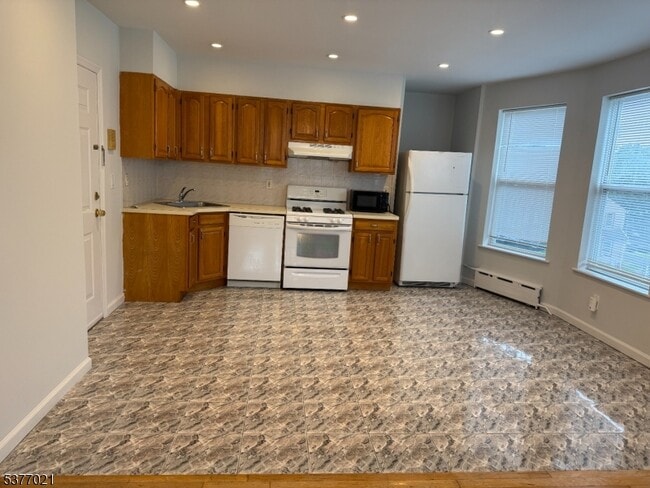 property at 43 S Willow St